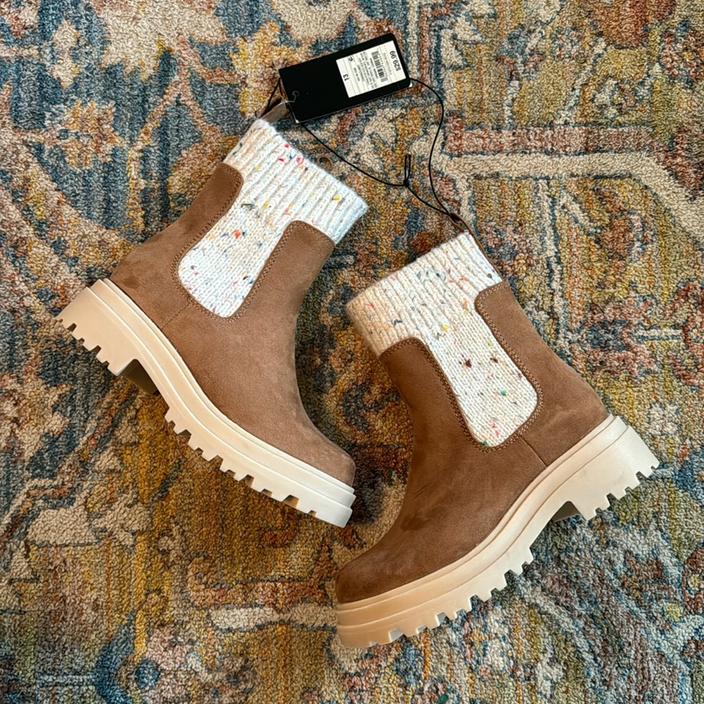 NWT Target Art Class Sweater Boots size 13